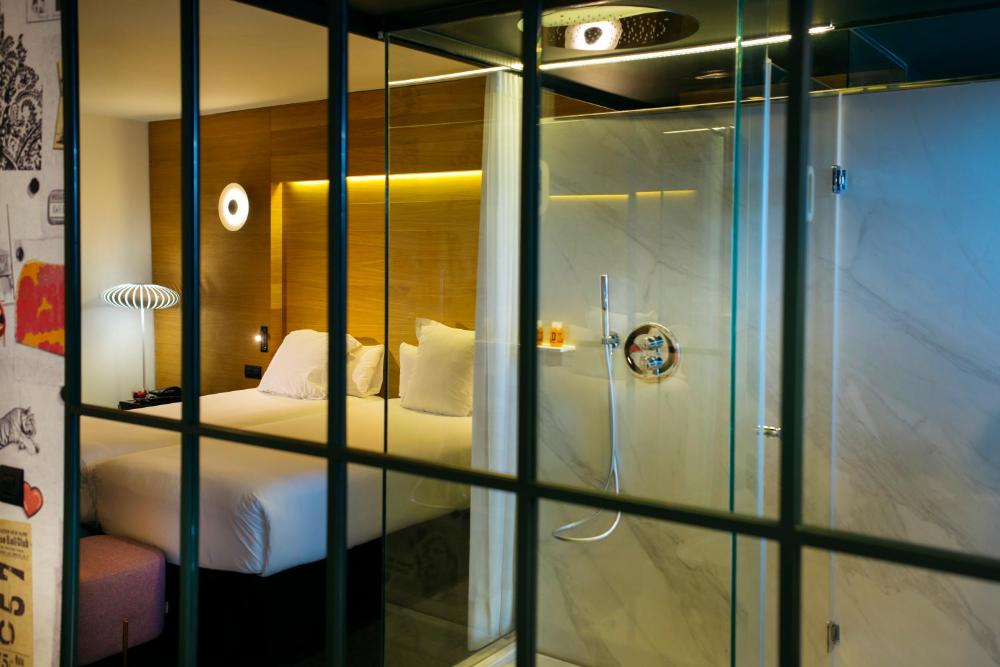 Deluxe Superior Double Room interior